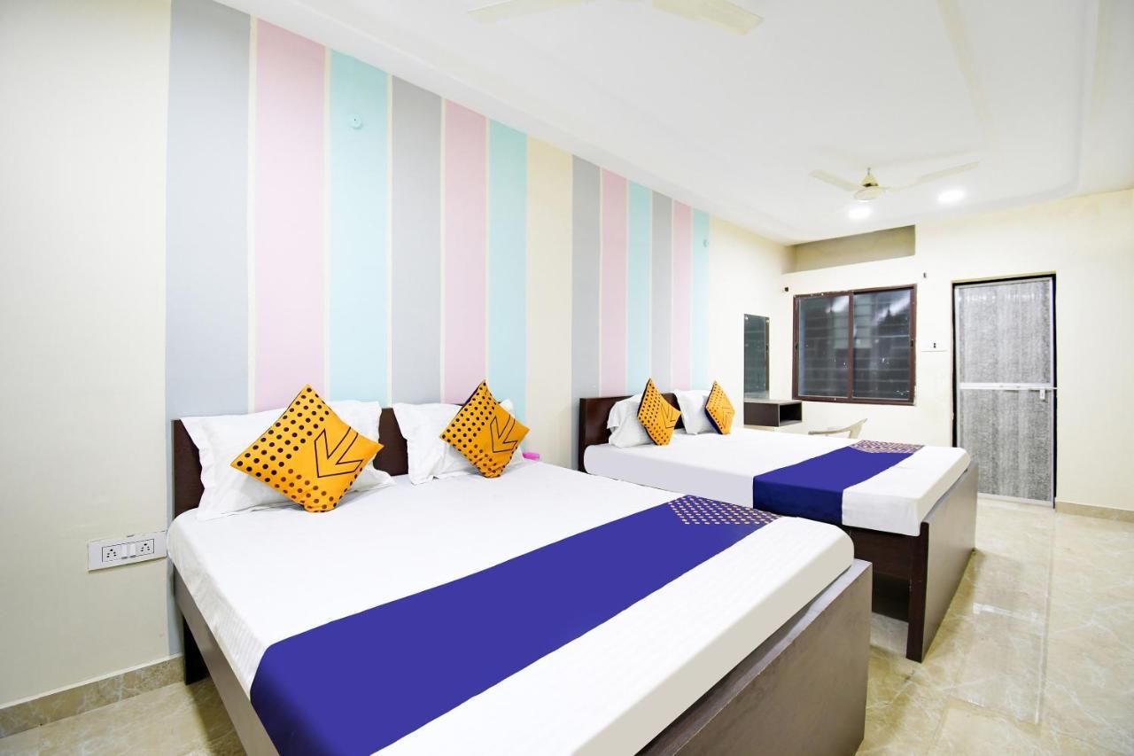 Spot On 67472 Anant Palace Hotell Raj Nandgaon Eksteriør bilde